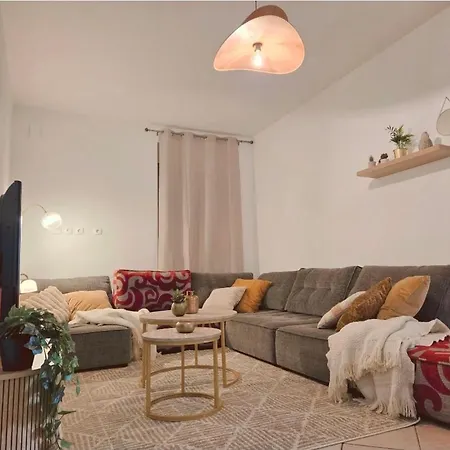 Apartment Le Petit Domaine De Leo L Ecureuil Cosy Avec Jardin Privatif *