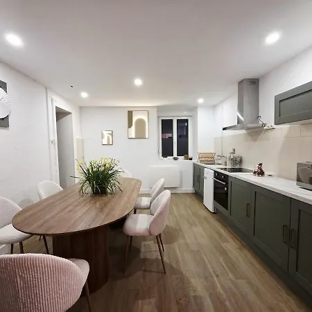 Le Petit Domaine De Leo L Ecureuil Cosy Avec Jardin Privatif Apartment Celles-sur-Plaine