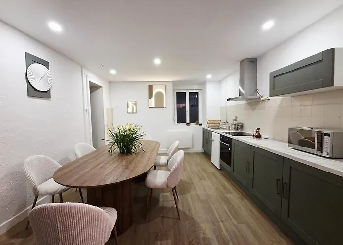 Le Petit Domaine De Leo L Ecureuil Cosy Avec Jardin Privatif Apartment Celles-sur-Plaine