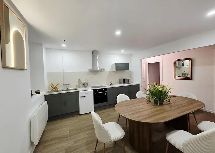 Le Petit Domaine De Leo L Ecureuil Cosy Avec Jardin Privatif Apartment Celles-sur-Plaine