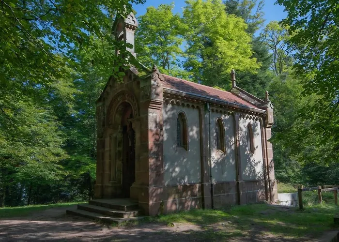 Le Petit Domaine De Leo L Ecureuil Cosy Avec Jardin Privatif Apartment Celles-sur-Plaine